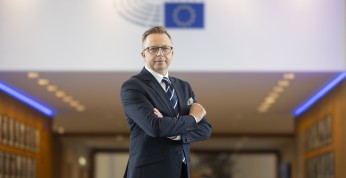 Zwrot w sprawie zakazu sprzedaży aut spalinowych w UE po 2035 r.?...