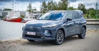 Pierwsza jazda: Toyota Corolla Cross 2025 - zmieniła twarz, ale...