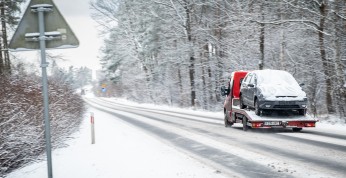 Historyczna noc na S7. Minister tłumaczy się z blokady drogi
