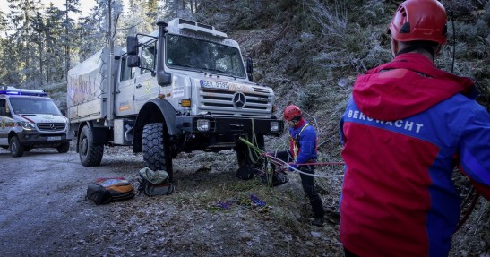 Mercedes Unimog U 4000