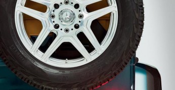 Mercedes G65 AMG 4x4² Convertible na pierwszej fotografii