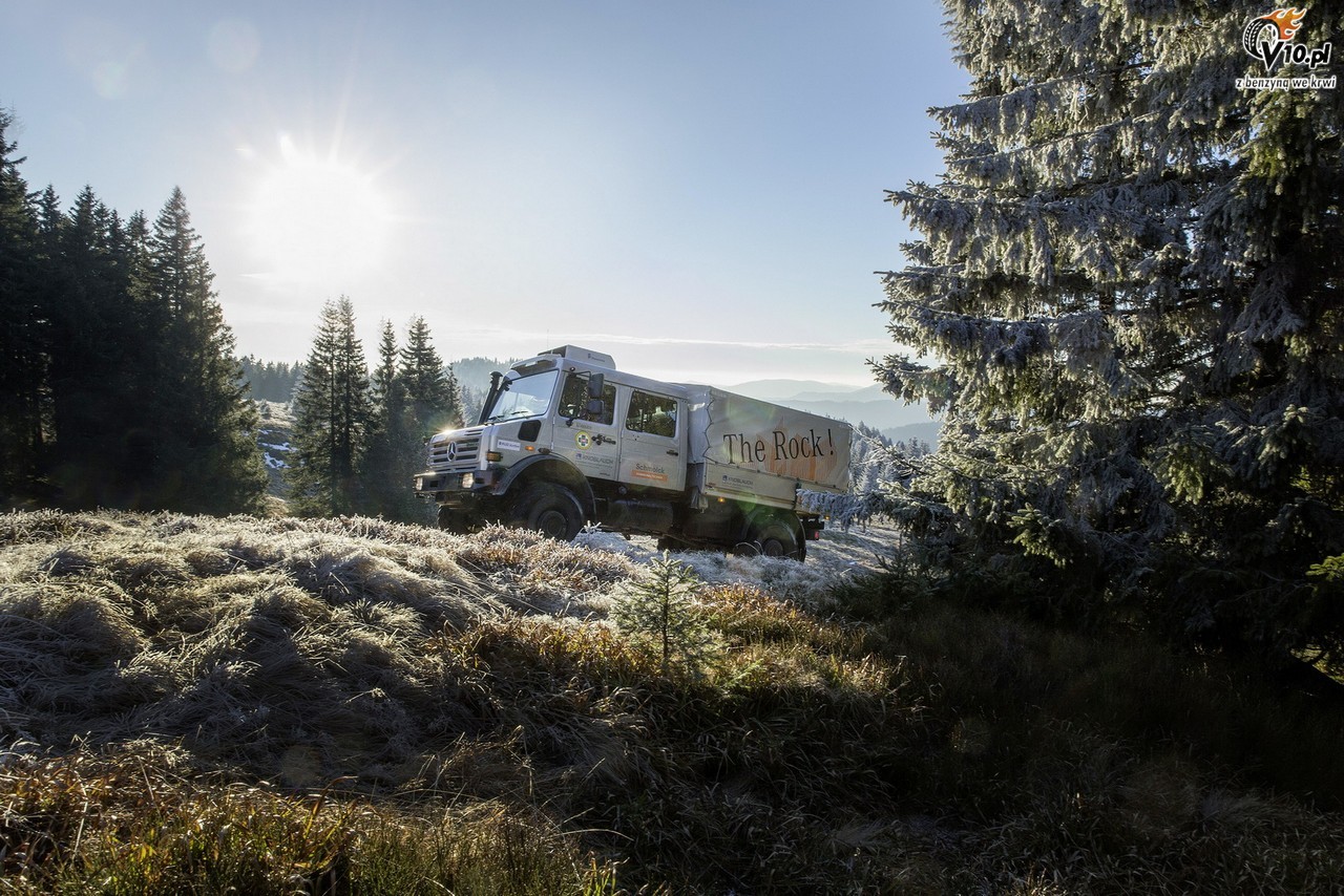 Mercedes Unimog U 4000