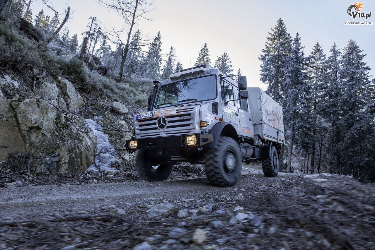Mercedes Unimog U 4000