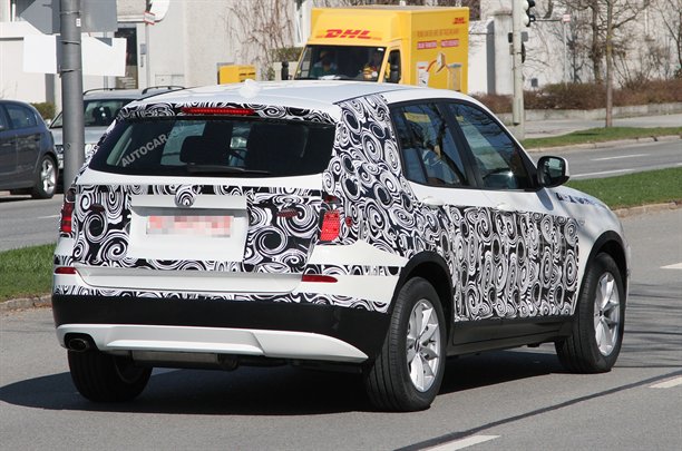 Nowe BMW X3 2011 - zdjcie szpiegowskie