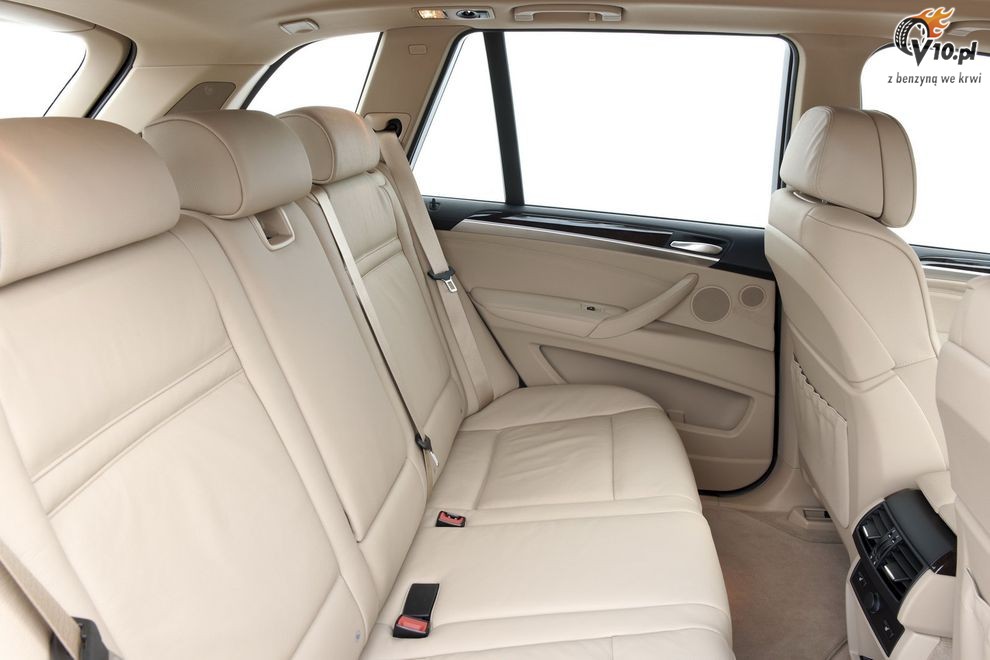 Nowe BMW X5 xDrive40d po face liftingu