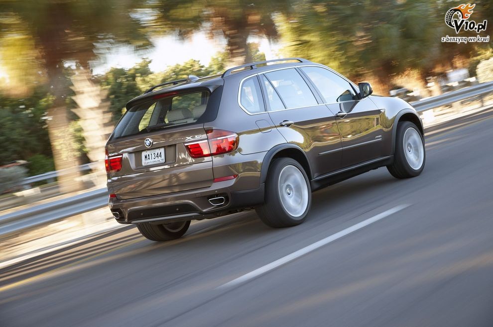 Nowe BMW X5 xDrive50i po face liftingu