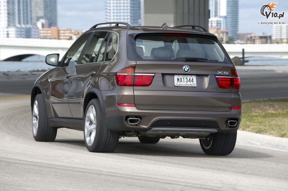Nowe BMW X5 xDrive50i po face liftingu