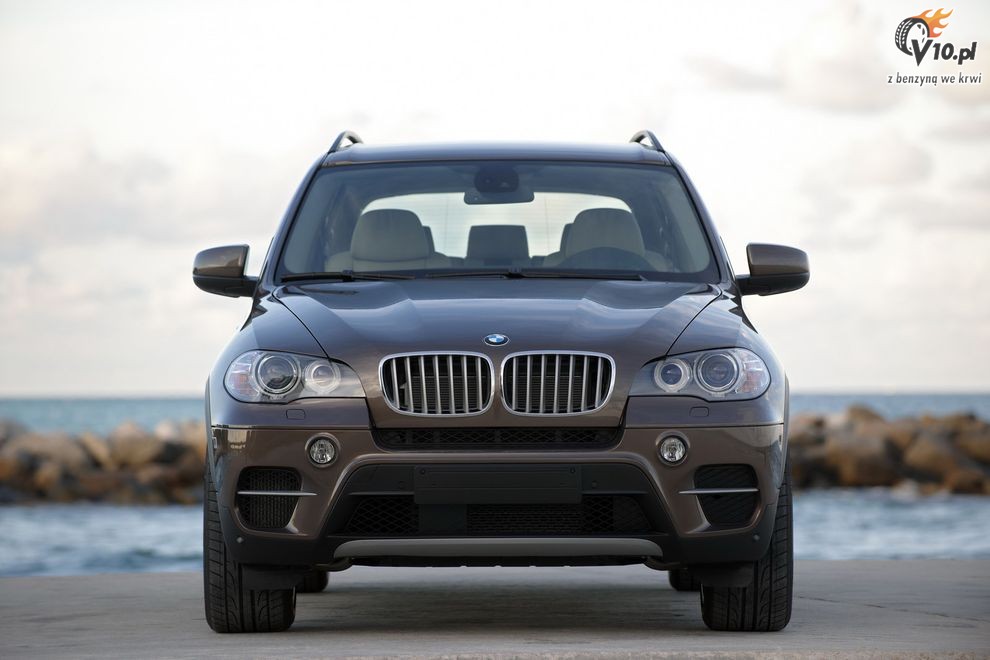 Nowe BMW X5 xDrive50i po face liftingu