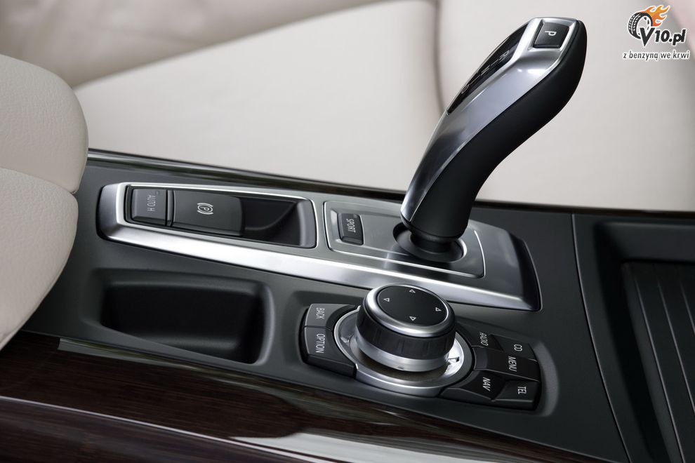 Nowe BMW X5 xDrive50i po face liftingu