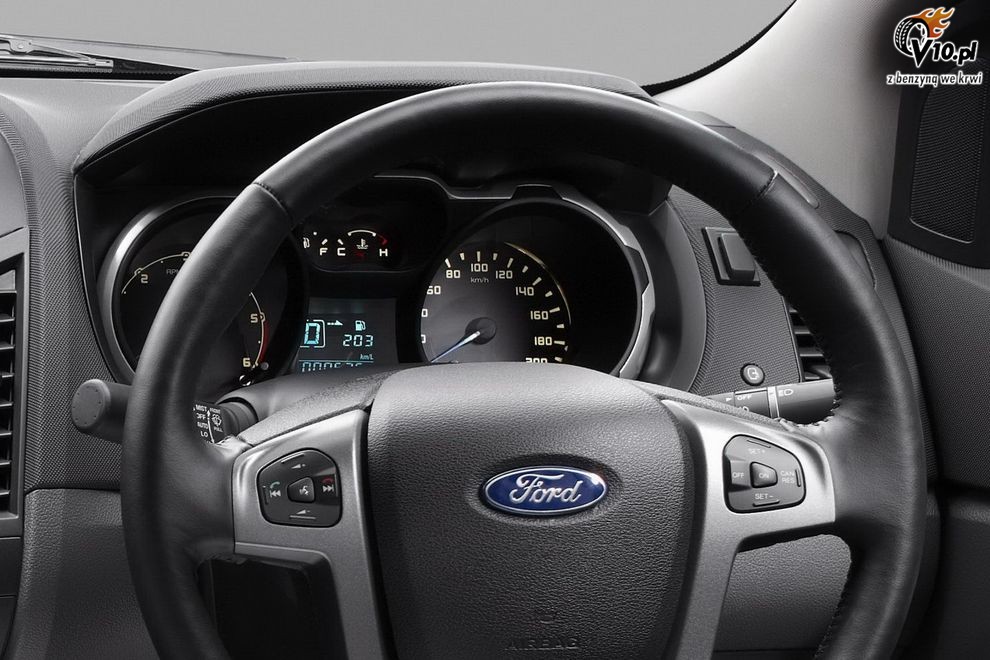 Nowy Ford Ranger 2011