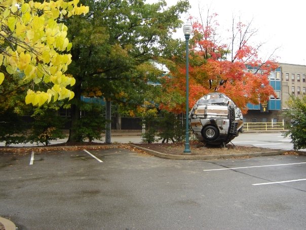 Jeep Grand Wagoneer w roli rzeby