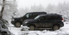 Land Rover Discovery 4 vs Toyota Land Cruiser 150