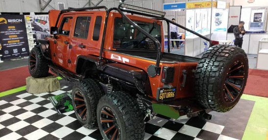 Jeep Wrangler 6x6