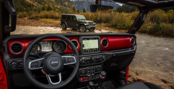 Jeep Wrangler 2018 - rzut okiem na wnętrze