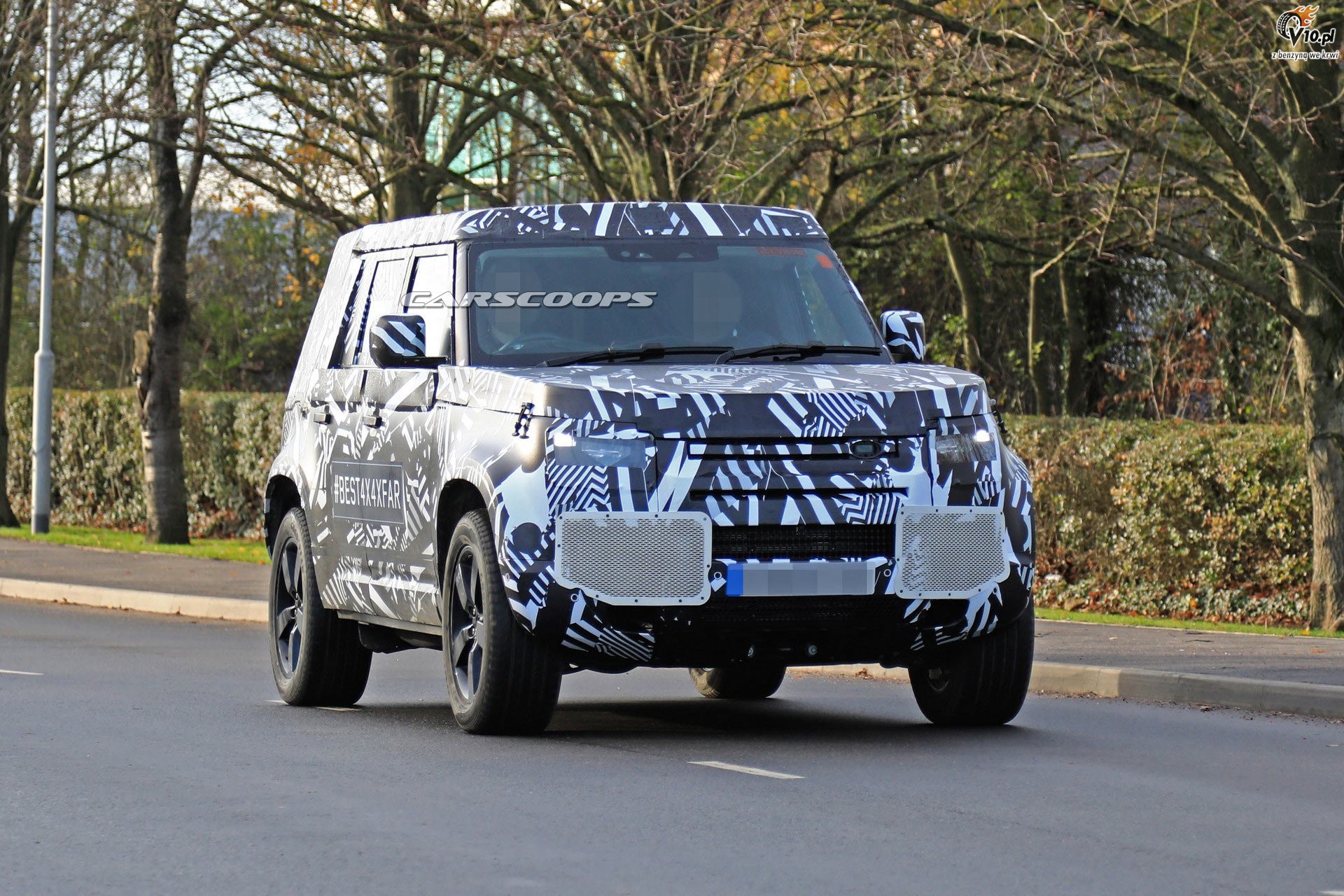 Land Rover Defender