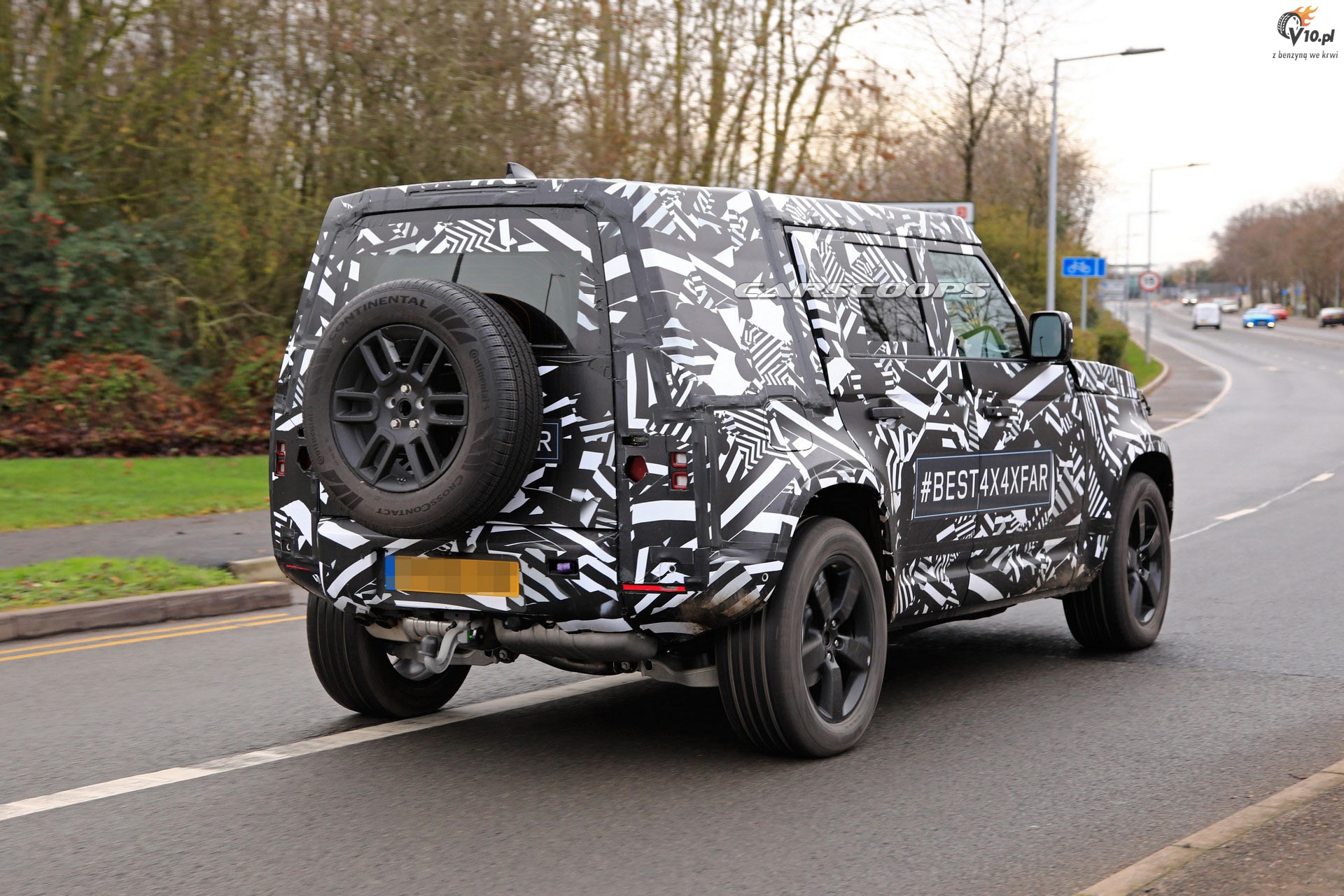 Land Rover Defender