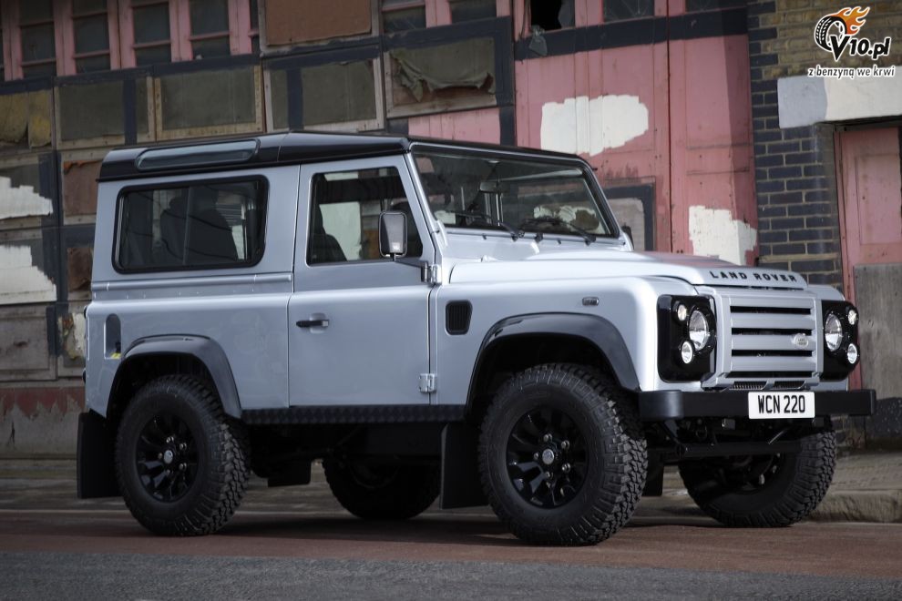 Land Rover Defender