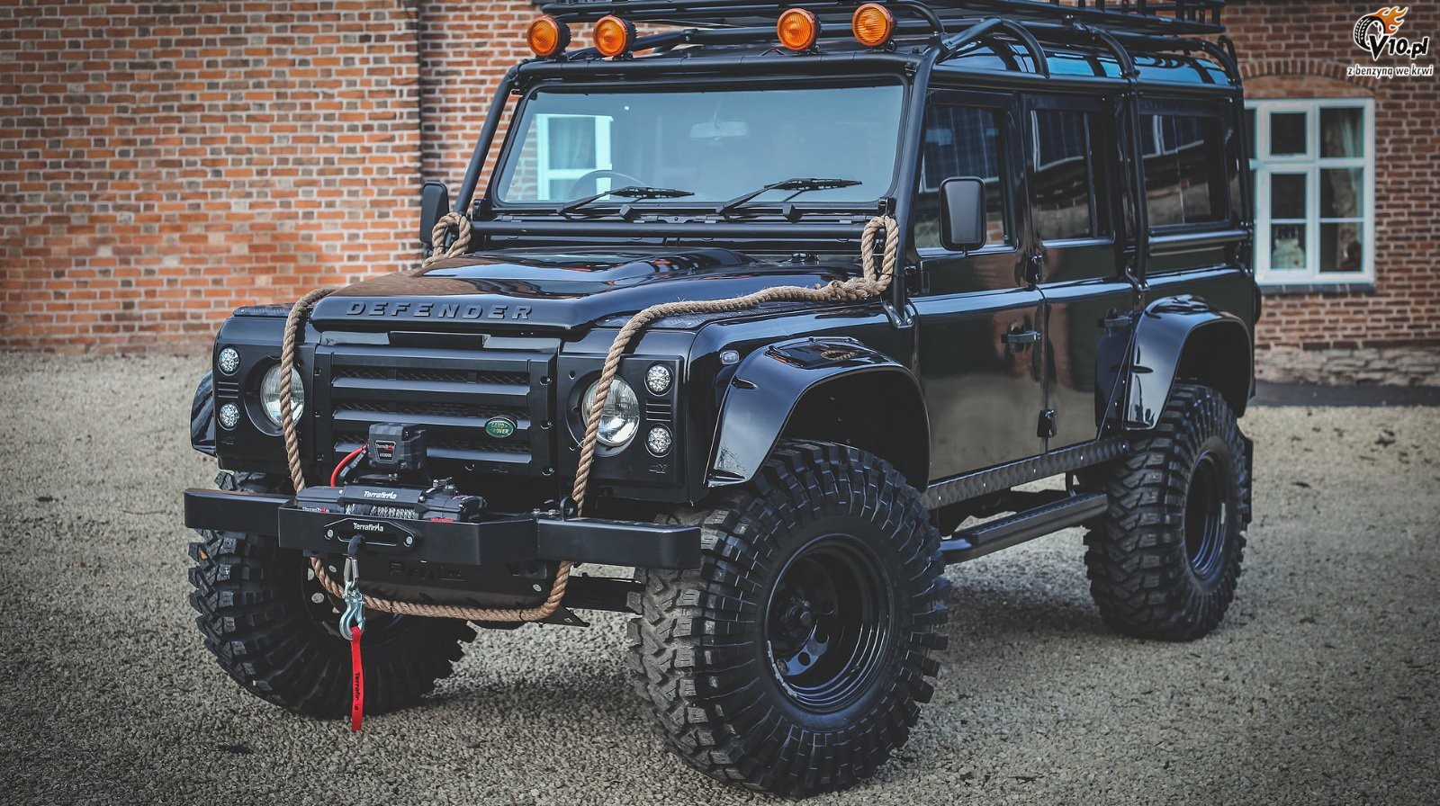 Land Rover Defender