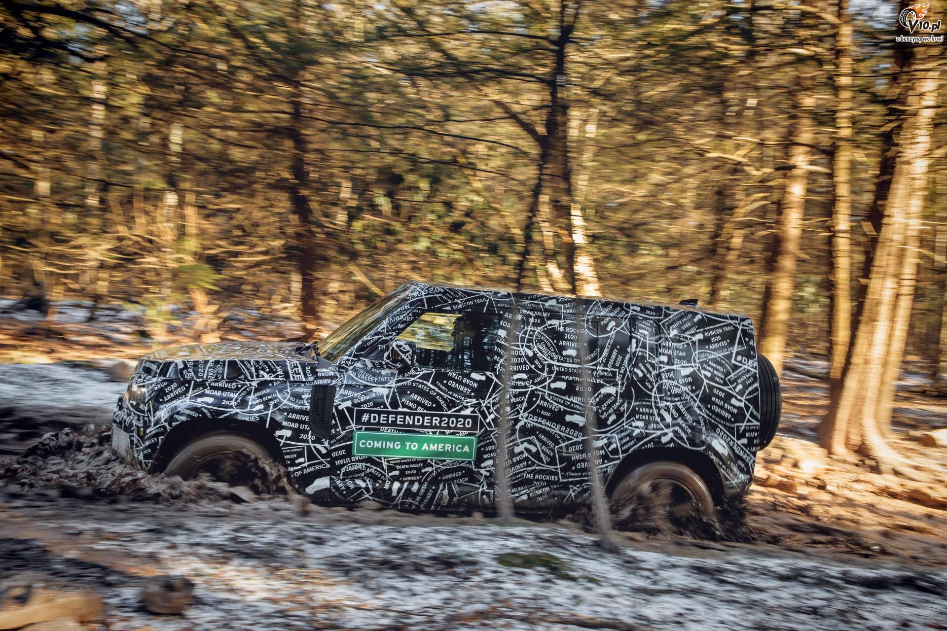 Nowy Land Rover Defender