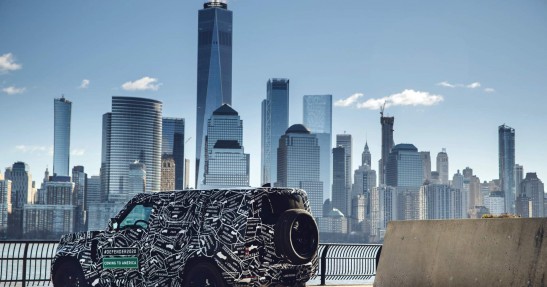 Nowy Land Rover Defender
