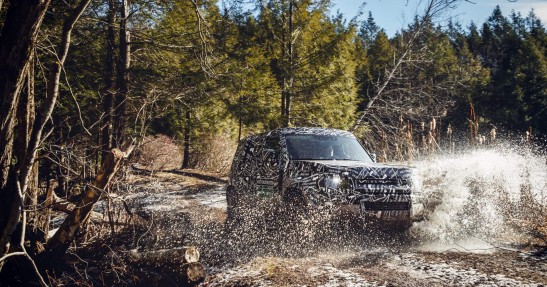 Nowy Land Rover Defender