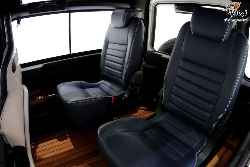 Land Rover Defender 90 Yachting Edition