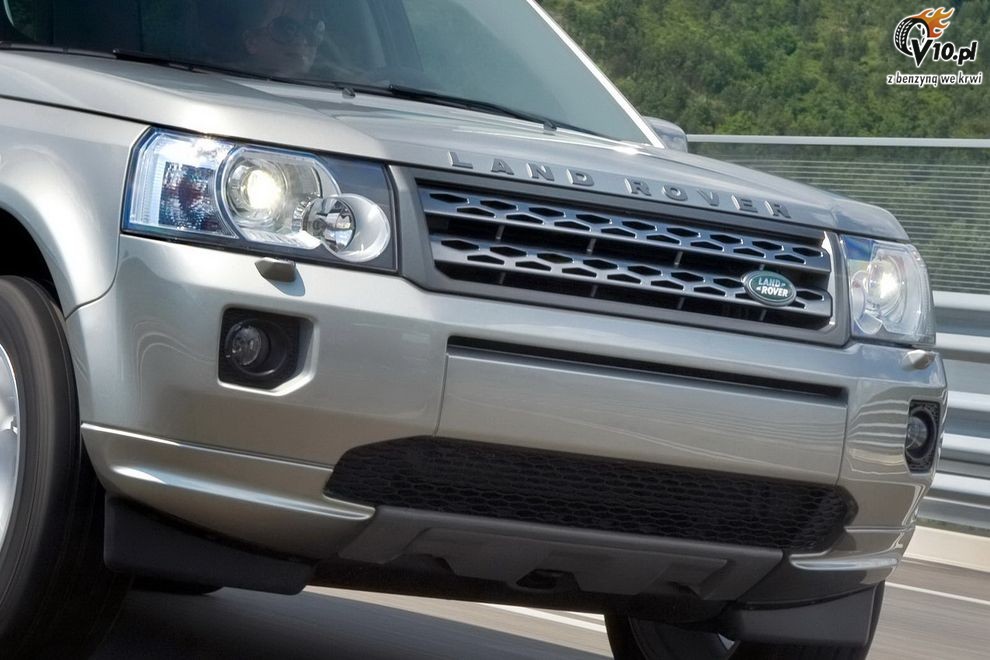 Nowy Land Rover Freelander 2 2011 po face liftingu