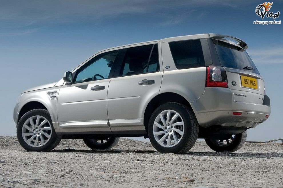 Nowy Land Rover Freelander 2 2011 po face liftingu