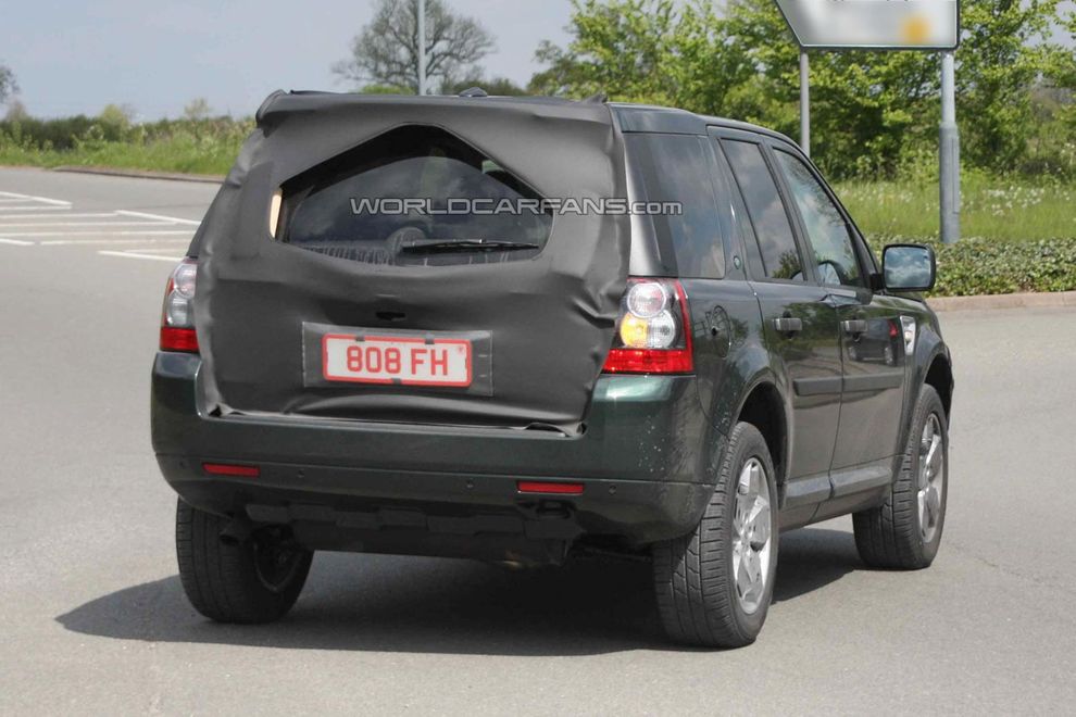 Nowy Land Rover Freelander 2 po face liftingu - zdjcie szpiegowskie