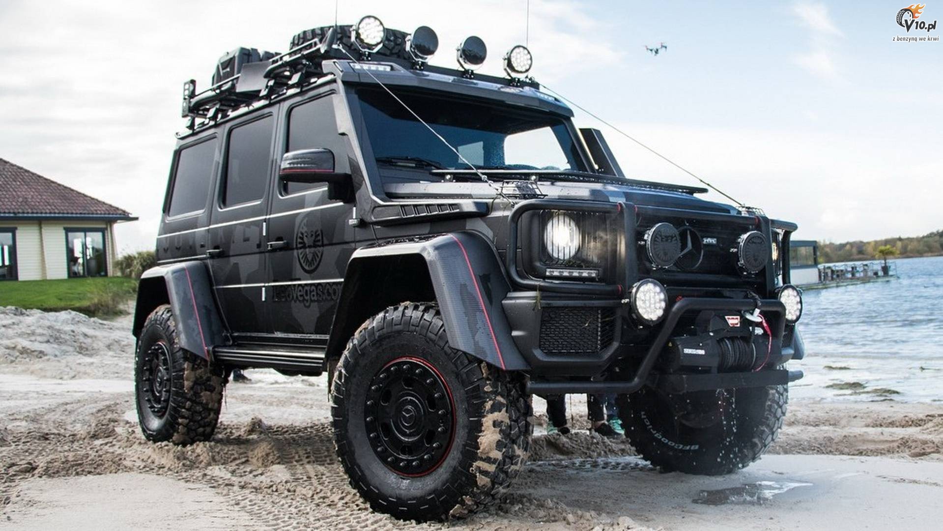 Jon Olsson i Mercedes G500 44²