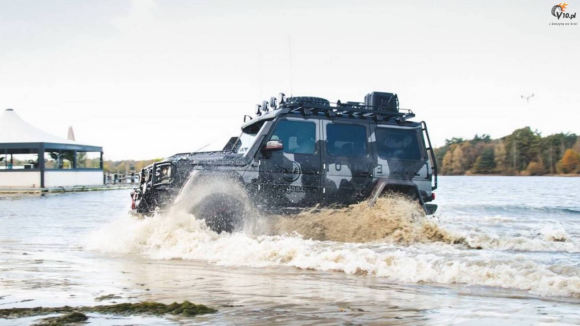 Jon Olsson i Mercedes G500 44²