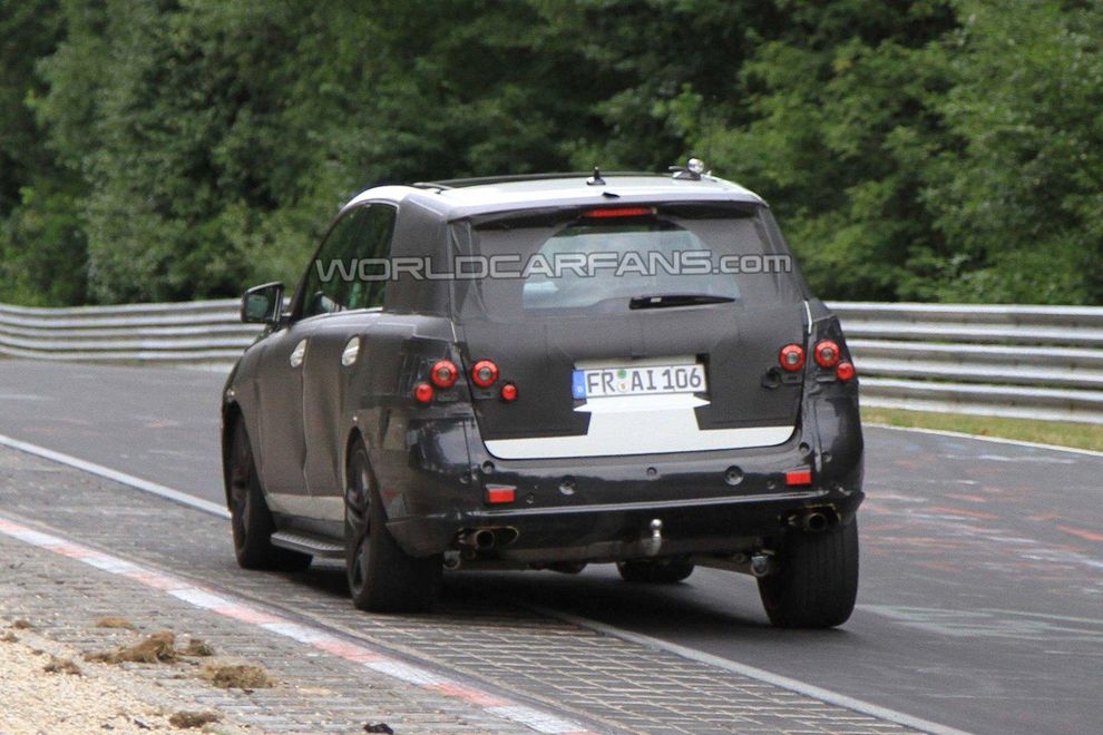 Nowy Mercedes ML63 AMG 2011 - zdjcie szpiegowskie