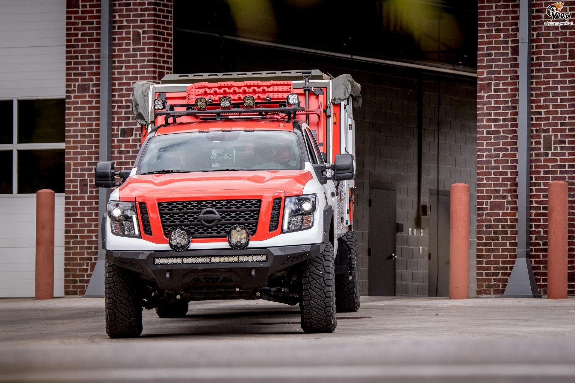 Nissan Ultimate Service Titan