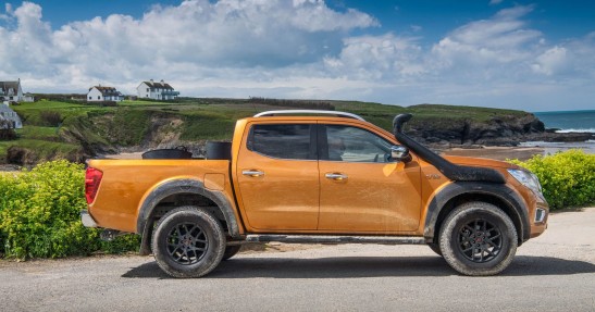 Nissan Navara Off-Roader AT32