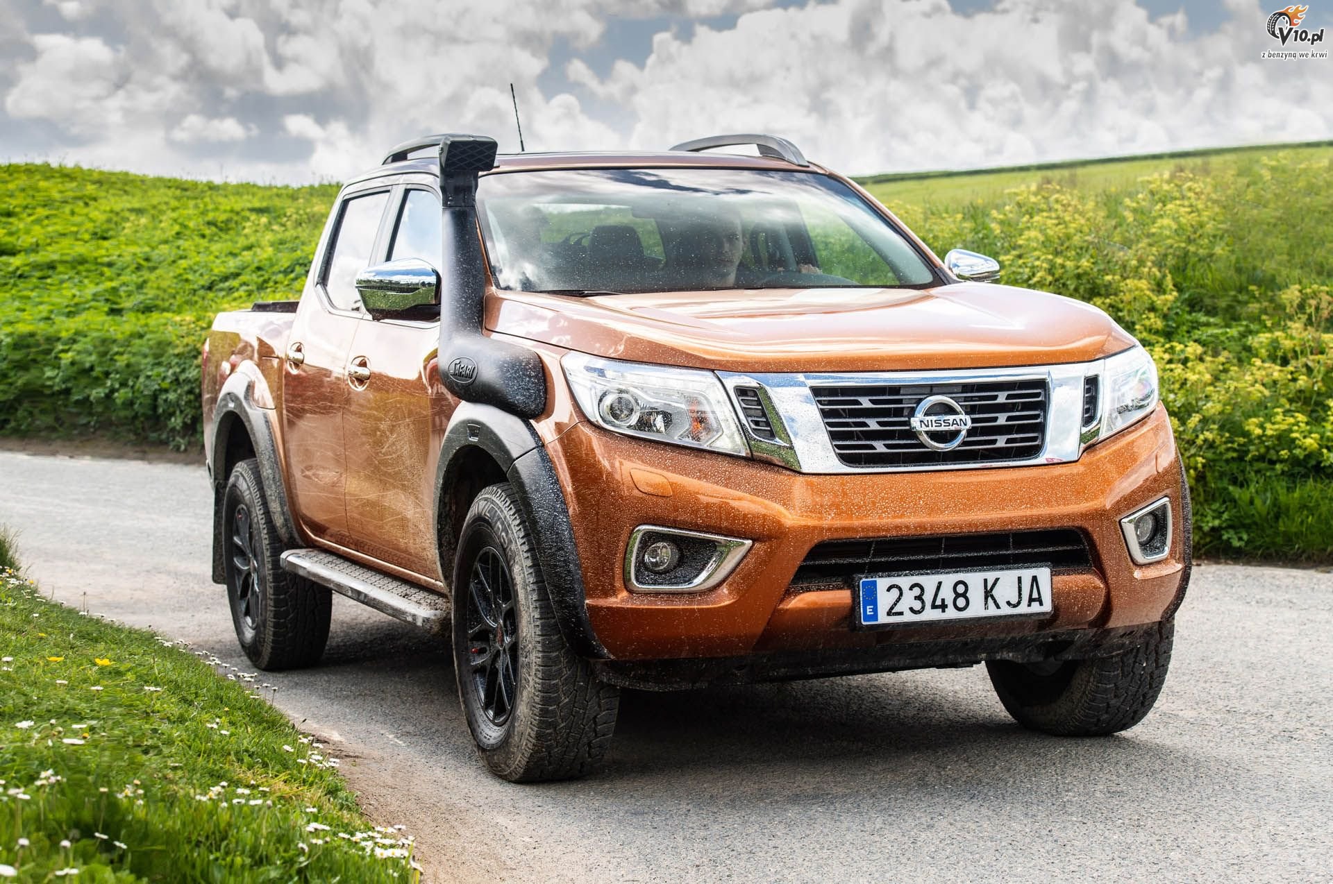 Nissan Navara Off-Roader AT32