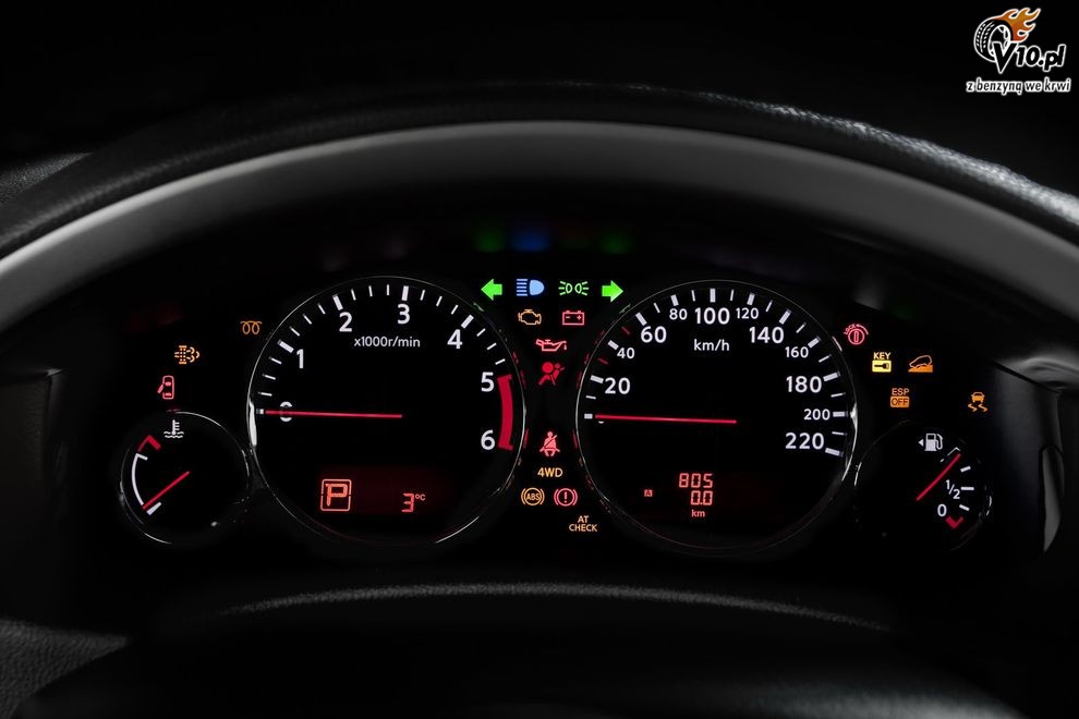 Nowy Nissan Pathfinder Navara 2010 po face liftingu