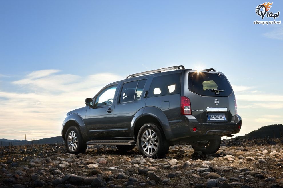 Nowy Nissan Pathfinder 2010 po face liftingu