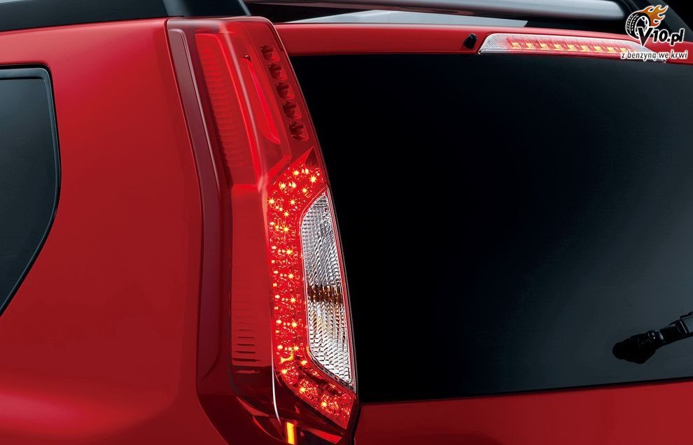 Nowy Nissan X-Trail 2010 po face liftingu
