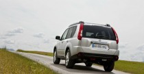 Nowy Nissan X-Trail 2010 po face liftingu - wersja europejska