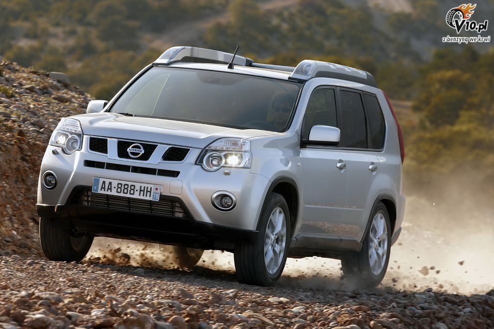 Nowy Nissan X-Trail 2010 po face liftingu - wersja europejska