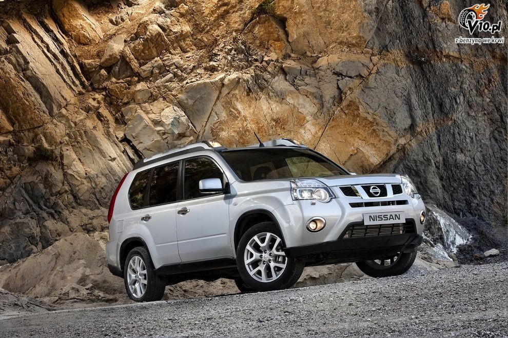 Nowy Nissan X-Trail 2010 po face liftingu - wersja europejska