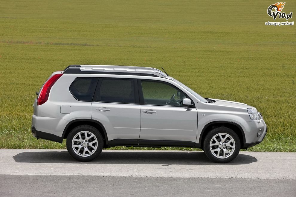 Nowy Nissan X-Trail 2010 po face liftingu - wersja europejska