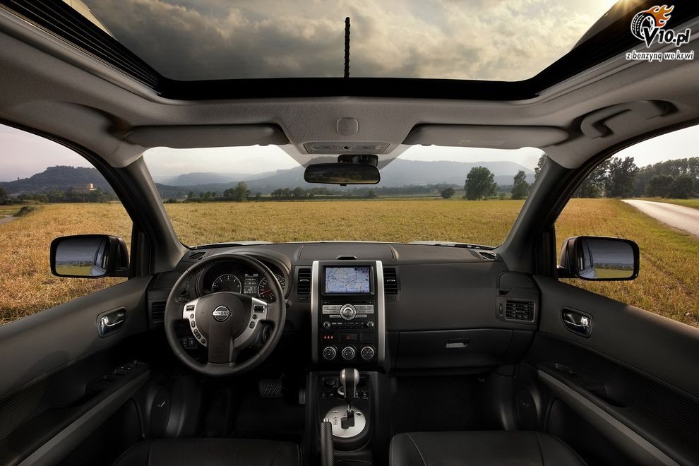Nowy Nissan X-Trail 2010 po face liftingu - wersja europejska