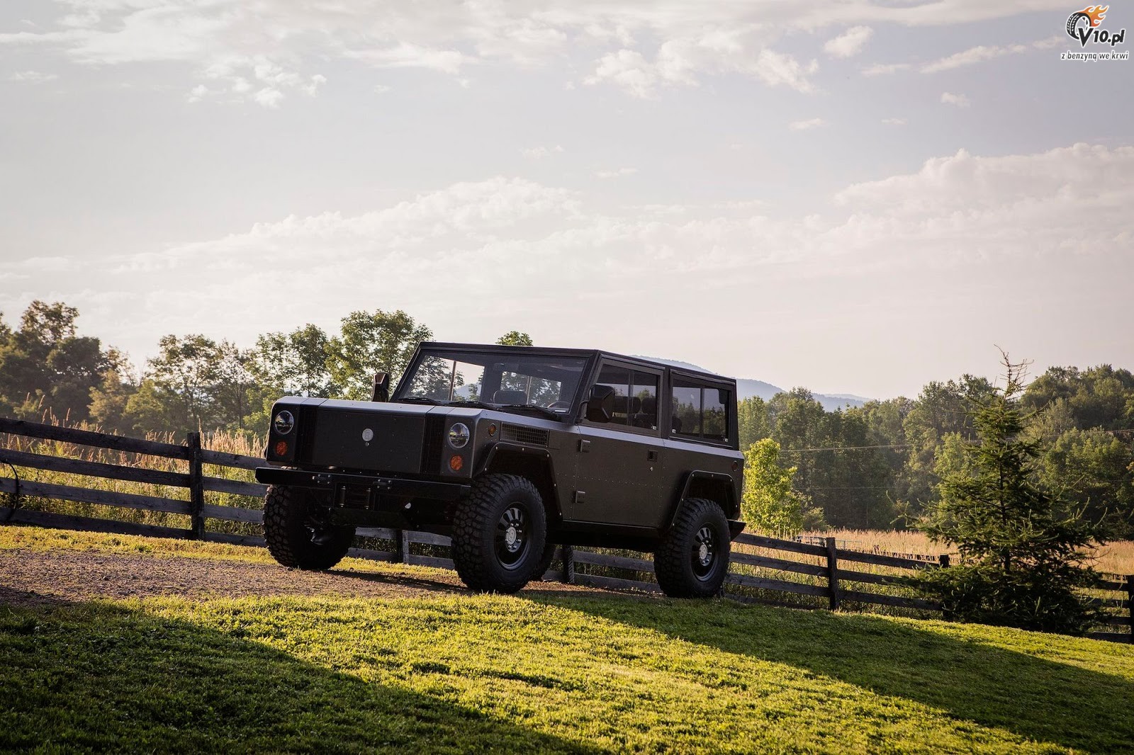 Bollinger B1