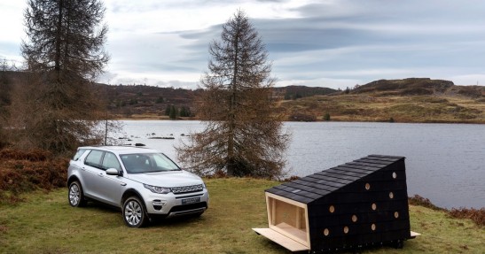 Świąteczna chatka Land Rovera