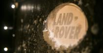 witeczna chatka Land Rovera