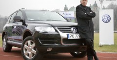 Leo Beenhakker i jego VW Touareg