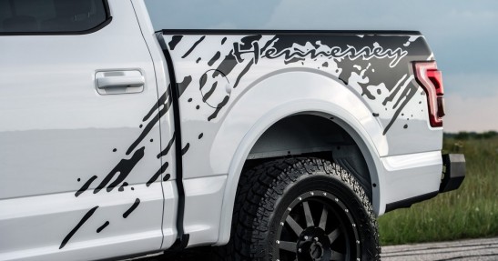 Hennessey Velociraptor 700