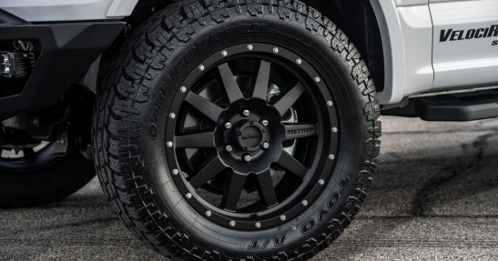 Hennessey Velociraptor 700