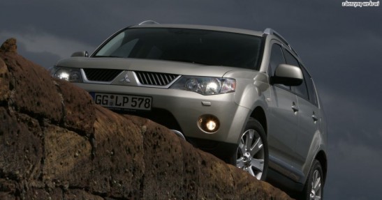 Mitsubishi Outlander II